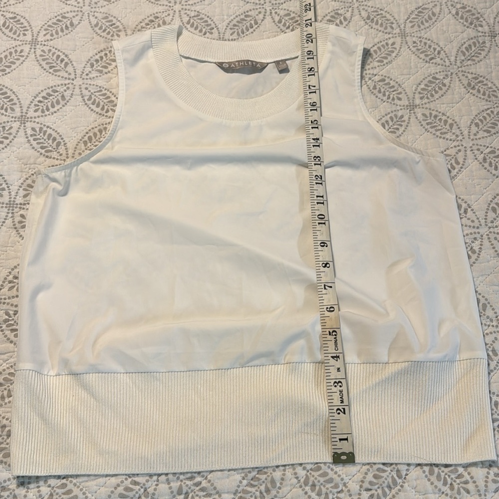 Athleta casual tank top - Picture 2 of 3